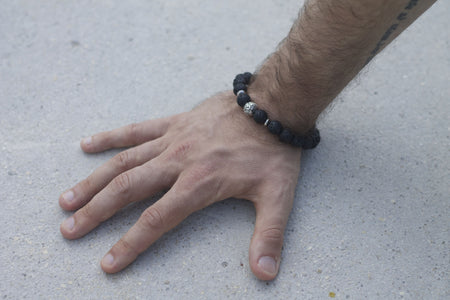 Lava-Stein und Wurzelkoralle Männer Armband mit Edelstahl Details